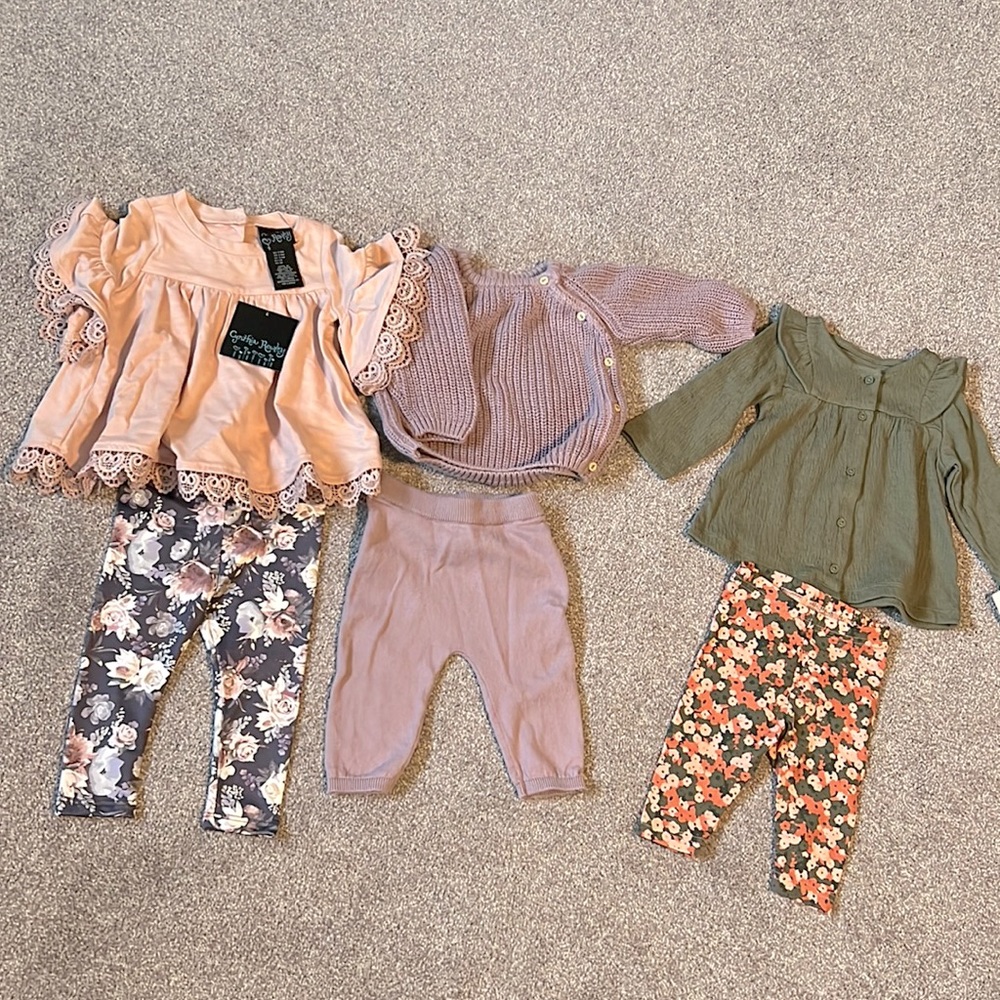 3 baby girl outfits 3M - H&M & Cynthia Crowley & Carters.